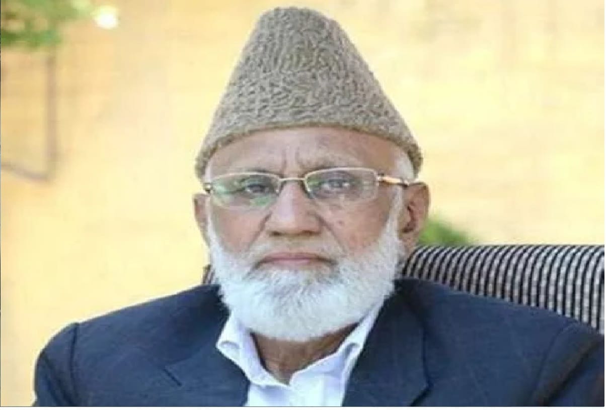 Muhammad Ashraf Sehrai latest news in hindi, Police arrested Tehreek e Hurriyat Chairman