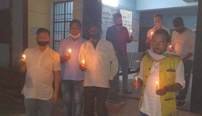 Congressmen demonstrate for the appointment of doctors