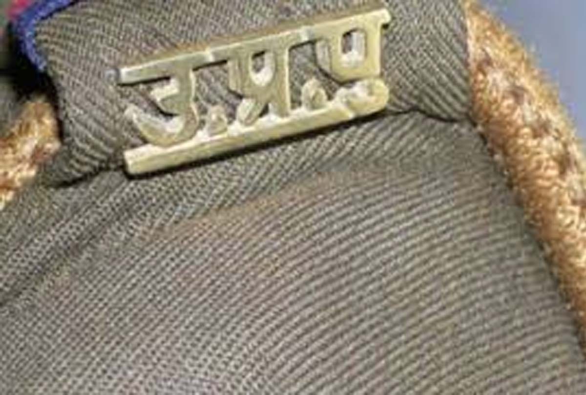Four constable line up in indecency with BJP leader