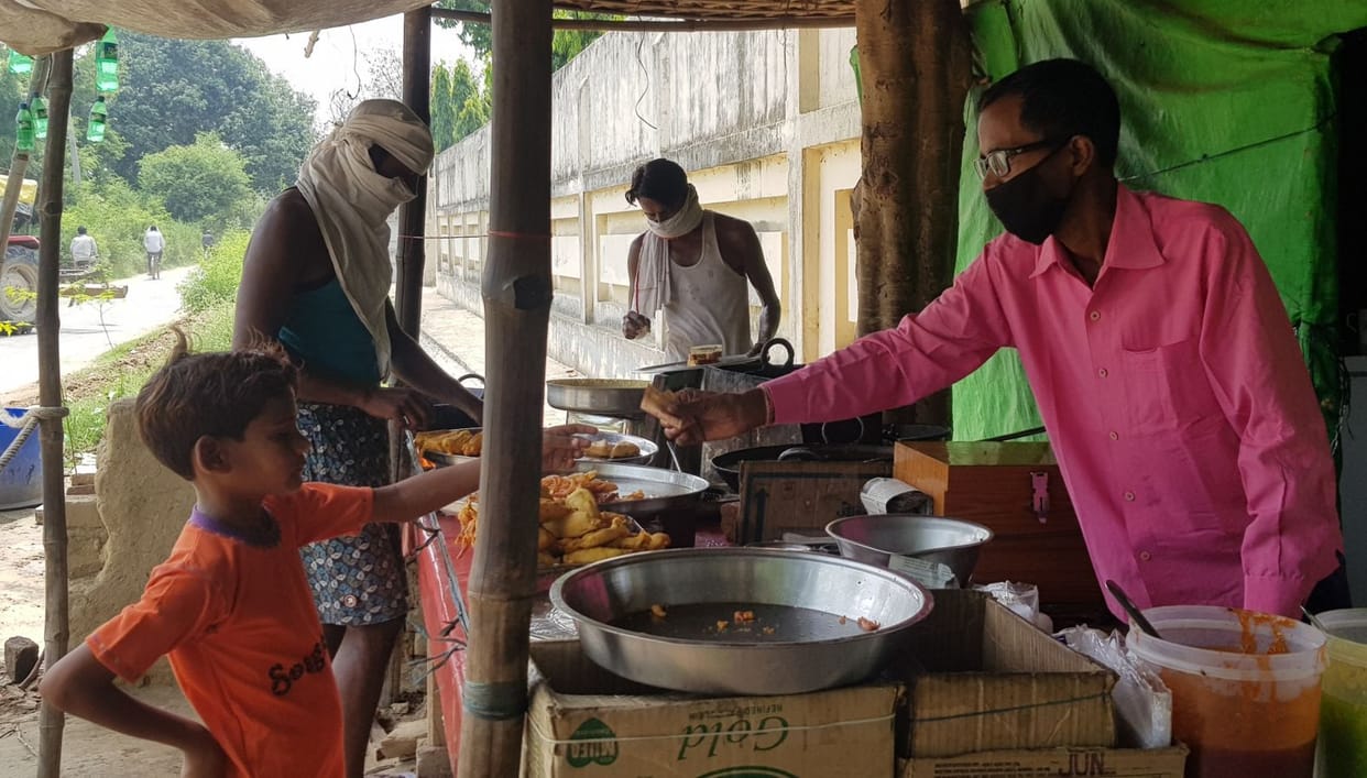 Farrukhabad: A computer operator opened a dhaba when a job went under lockdown