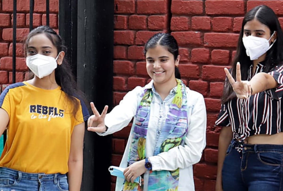 CBSE Result: Girls once again perform better in comparison of boys, Delhi came on fourth position
