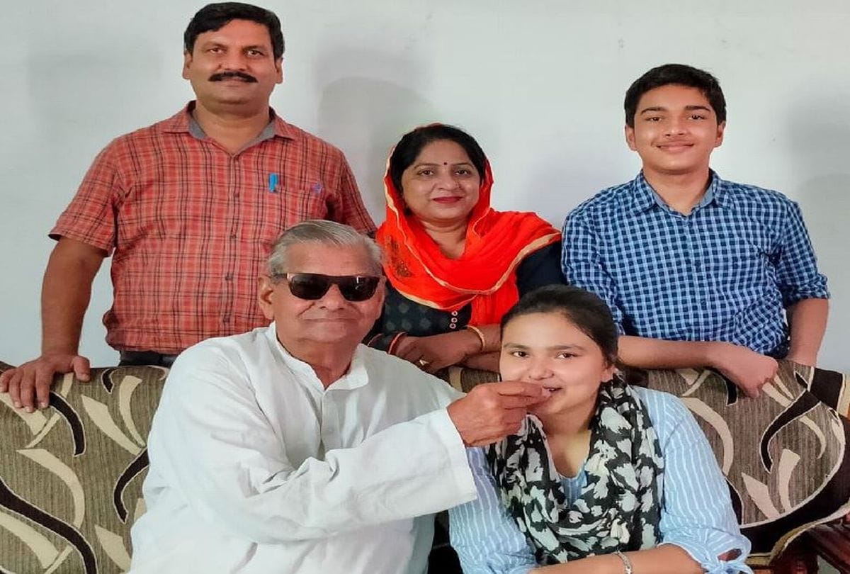 Cbse Intermediate Class Result 2020 Somya Yadav Gets 99 Percentage Marks