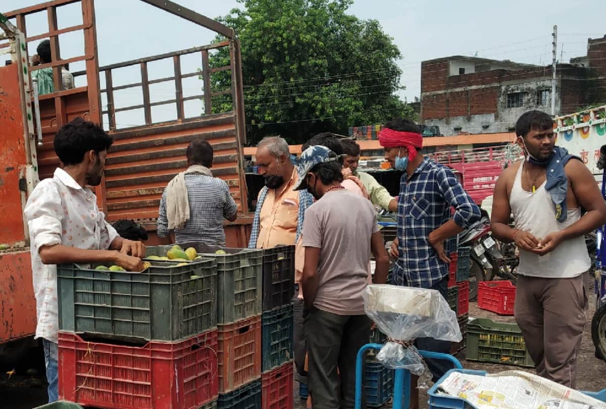 Gorakhpur lockdown open and Kotwali, Rajghat police stations will lockdown till July 18