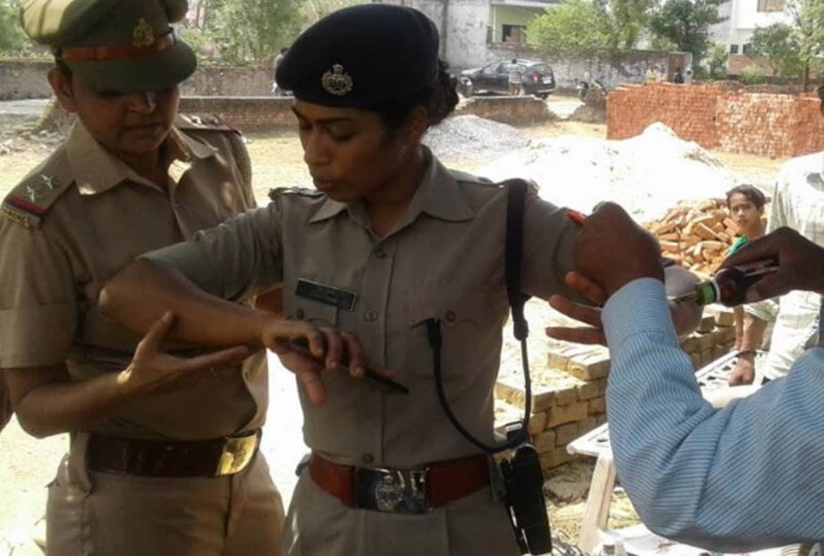 IPS Charu Nigam Special story with Gorakhpur Nagar MLA RMD Agrawal