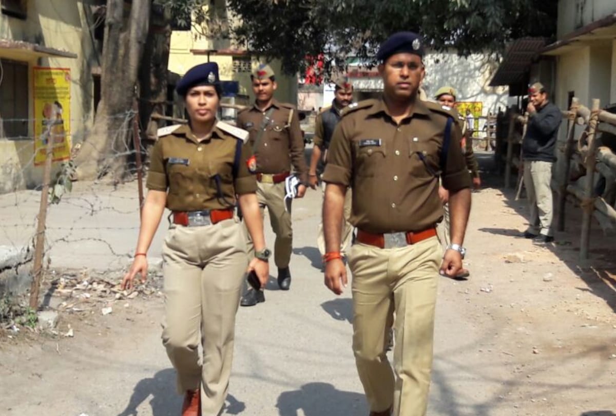 IPS Charu Nigam Special story with Gorakhpur Nagar MLA RMD Agrawal