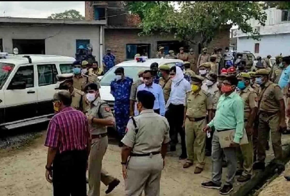 vikas dubey announced ... Policemen have to be killed, who will not shoot, we will kill him