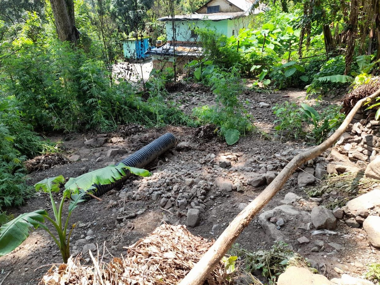 Landslide threatens residential houses in Silad