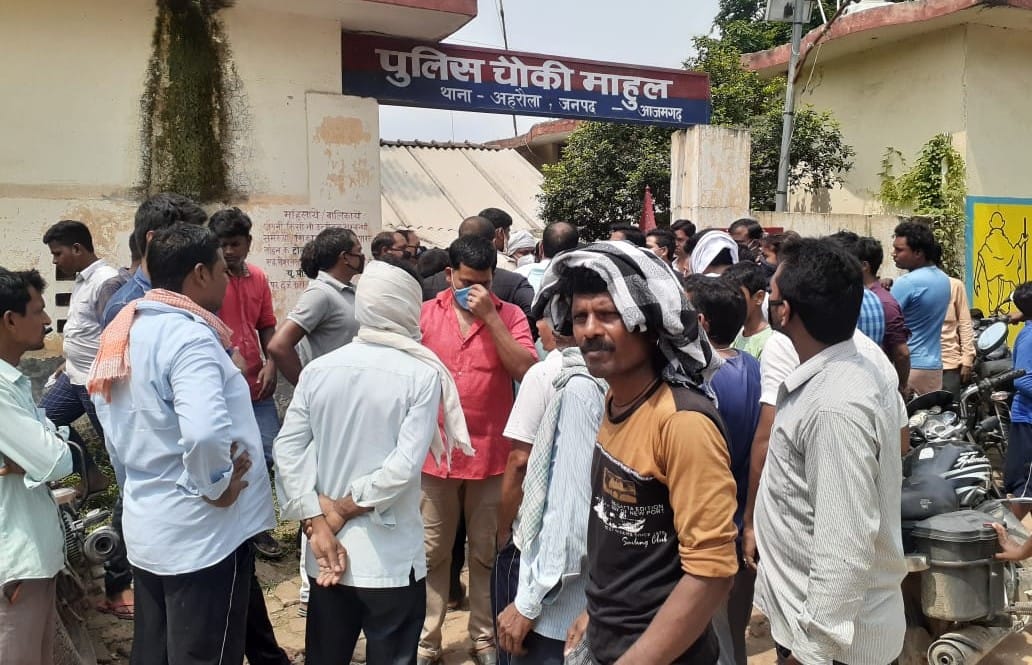 Opposition of police reached to close shops in Azamgarh