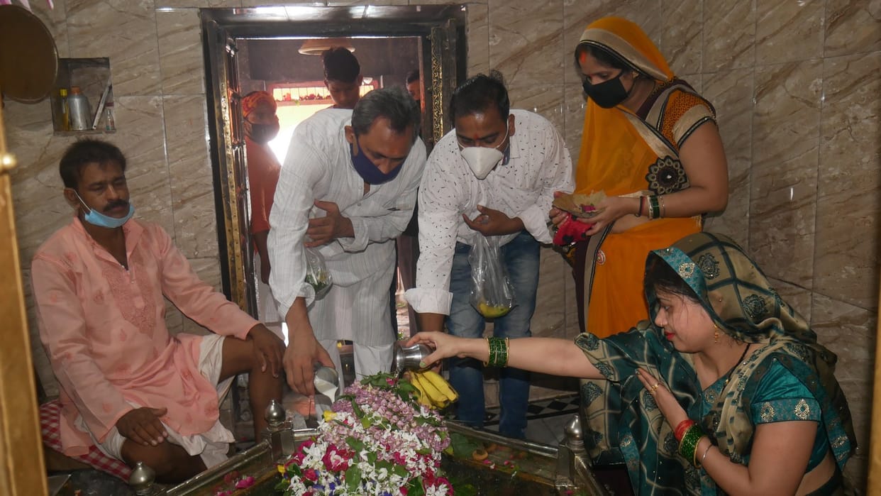 Devotees throng the temples on Monday of Sawan