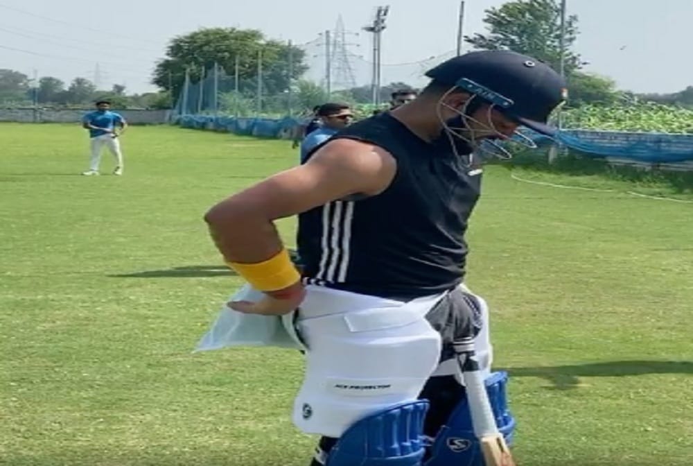 Rishabh Pant and Suresh Raina enjoy net session