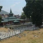 कश्मीर घाटी में पसरा सन्नाटा