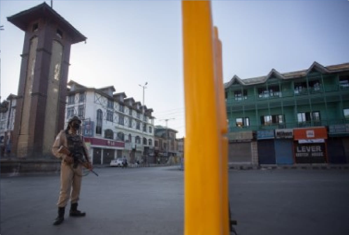 BJP leader on target of terrorists in Kashmir BJP sarpanch and his wife killed by terrorists in Anantnag