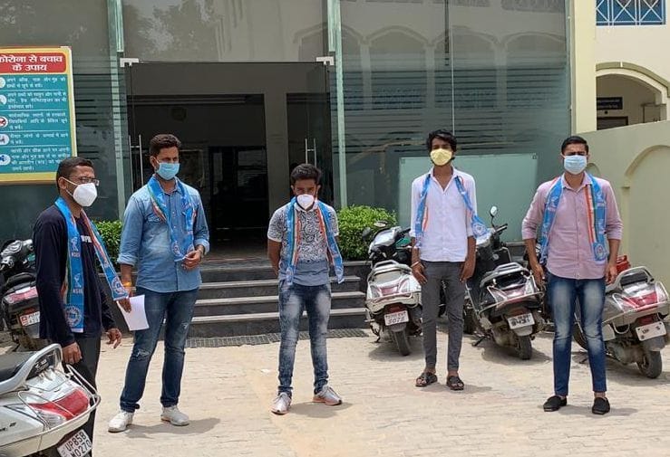 nsui, protest, in school, exam and fee, angaist, political, mathura