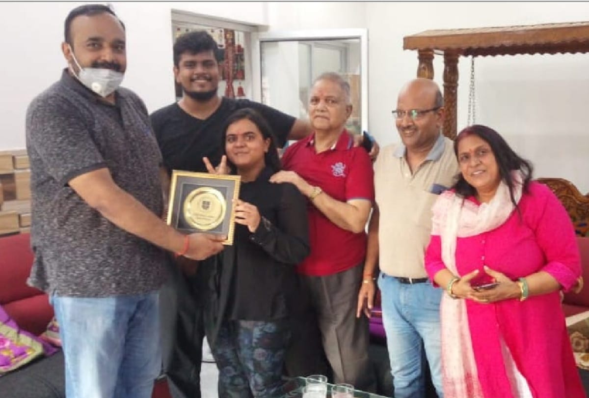 Special story Of CBSE Results 2020 topper student Divyangi Tripathi