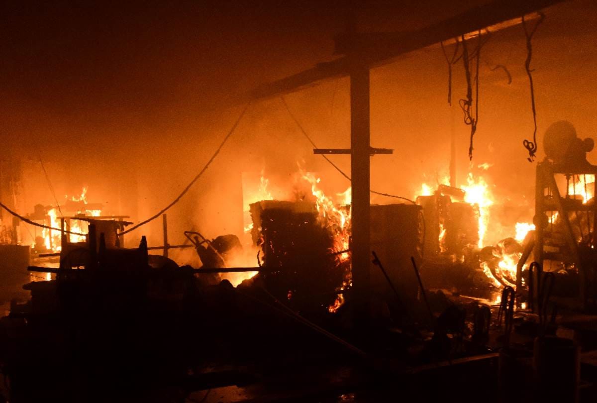 fire in transformer workshop in lucknow