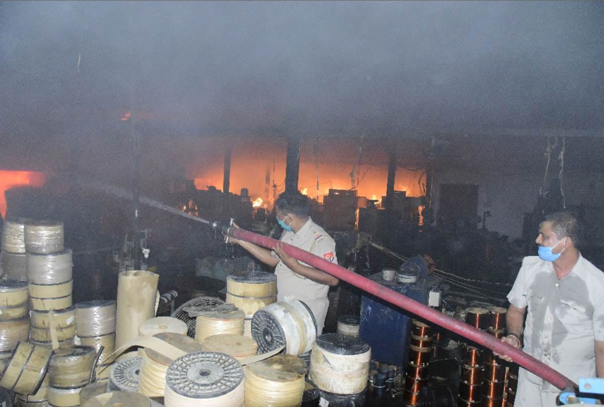 fire in transformer workshop in lucknow