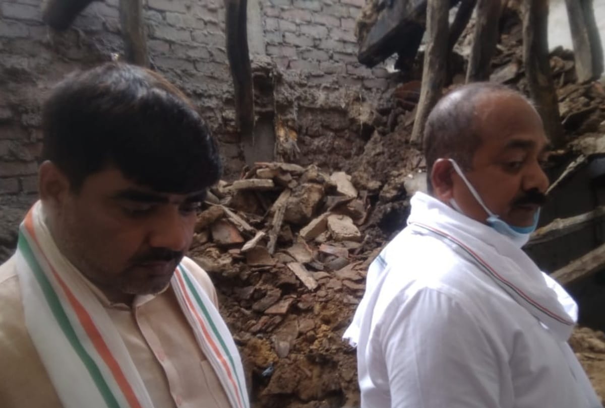 Former MLA Haridwar Pandey homeless after falling house of rag
