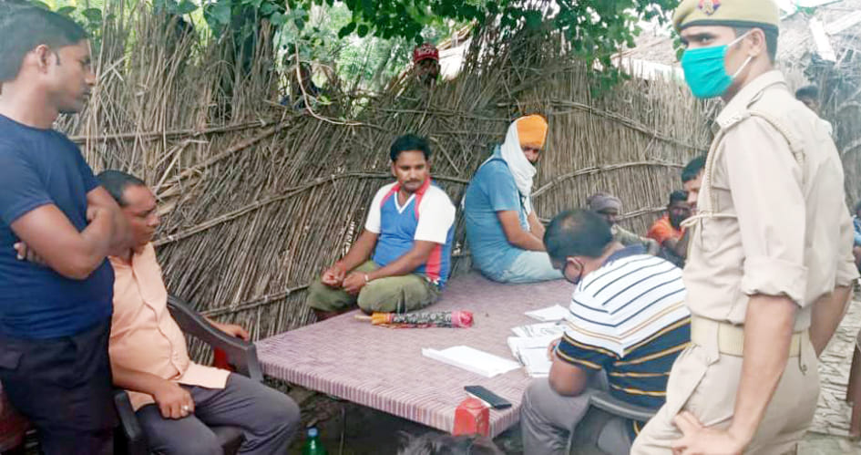 A woman hangs her neck in a domestic quarrel