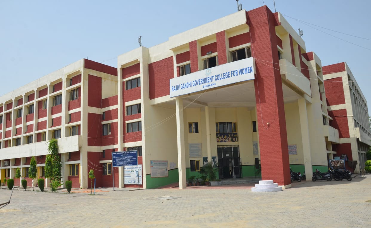 Student will be able to get passport in college.