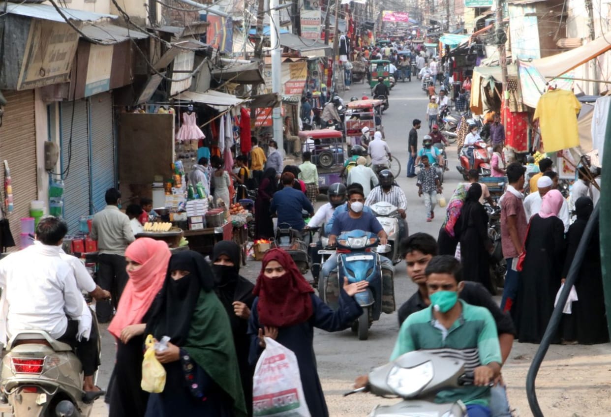 Aligarh: Now markets will open five days a week from nine in the morning to nine in the night