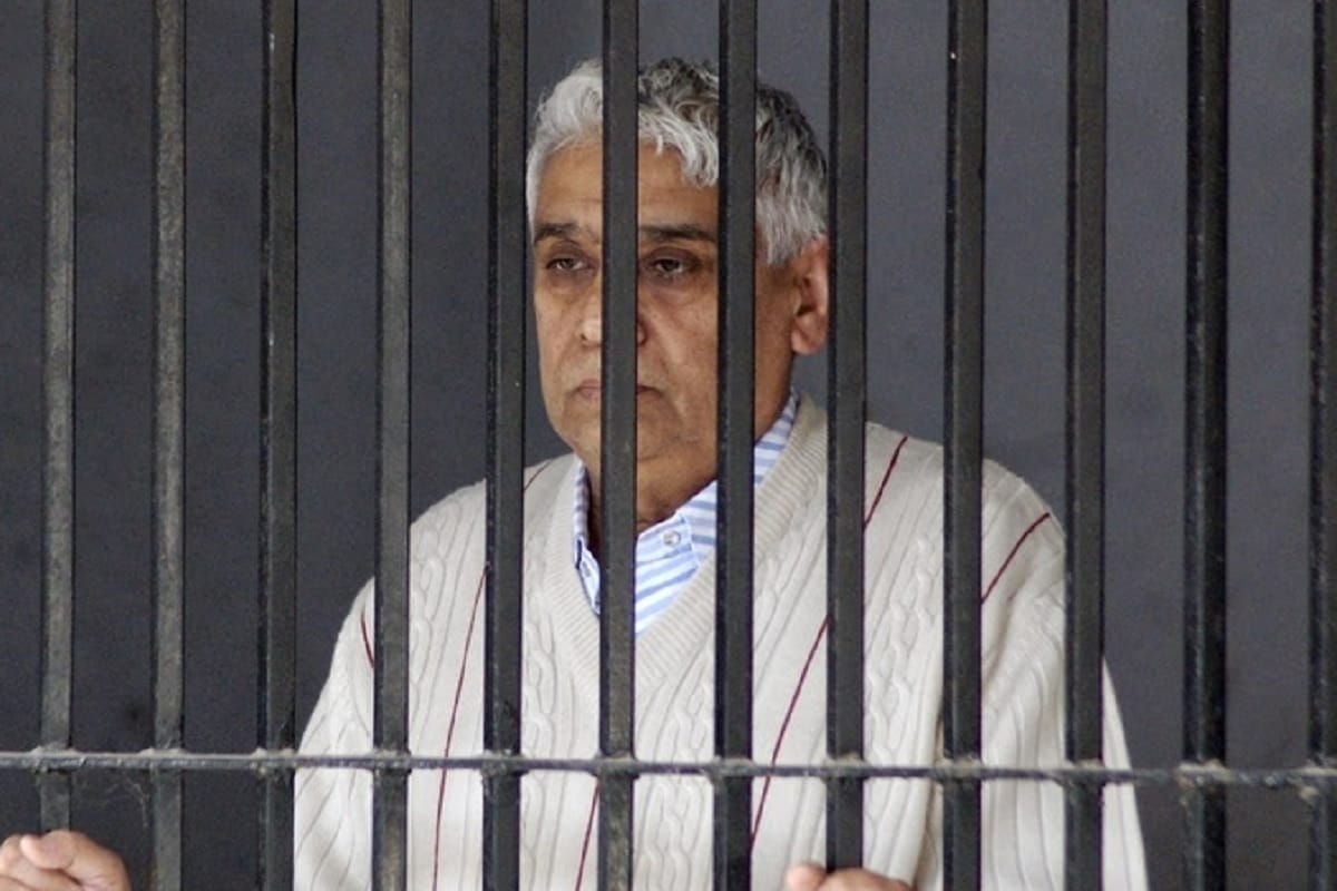 Supreme Court refuses to give parole to Baba Rampal who is facing life sentence