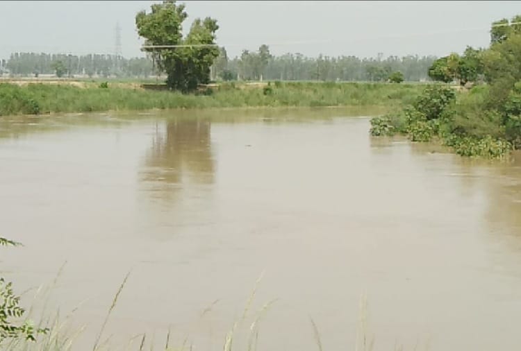 Ghaggar River water level raise in Haryana, Staff leave canceled
