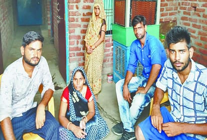 victim family questions raised on the post-mortem report of daughter in mathura