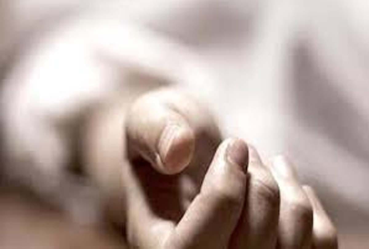 Woman dies current in mahoba