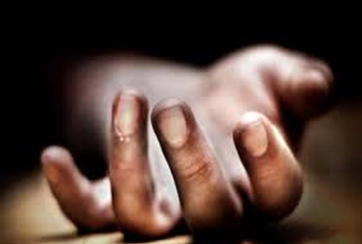 old man dies in Family dispute in etawah