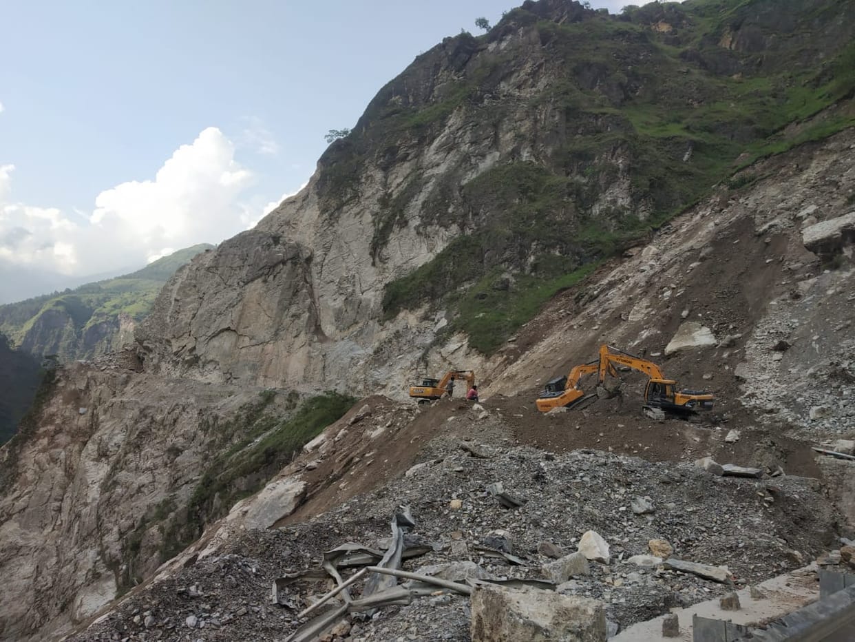 uttarakhand weather : badrinath highway closed, heavy rain in rudraprayag