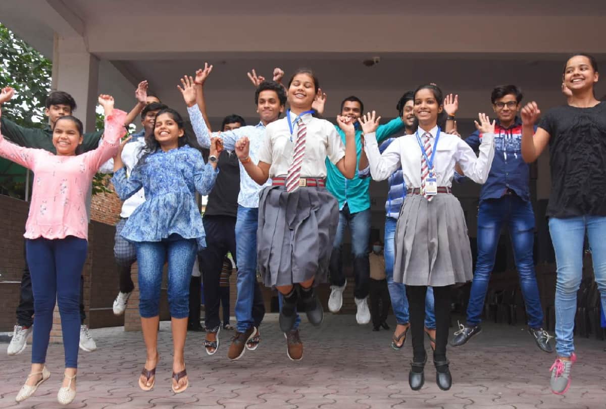 CBSE Board result 2020 Gorakhpur Girls Top in Board exam