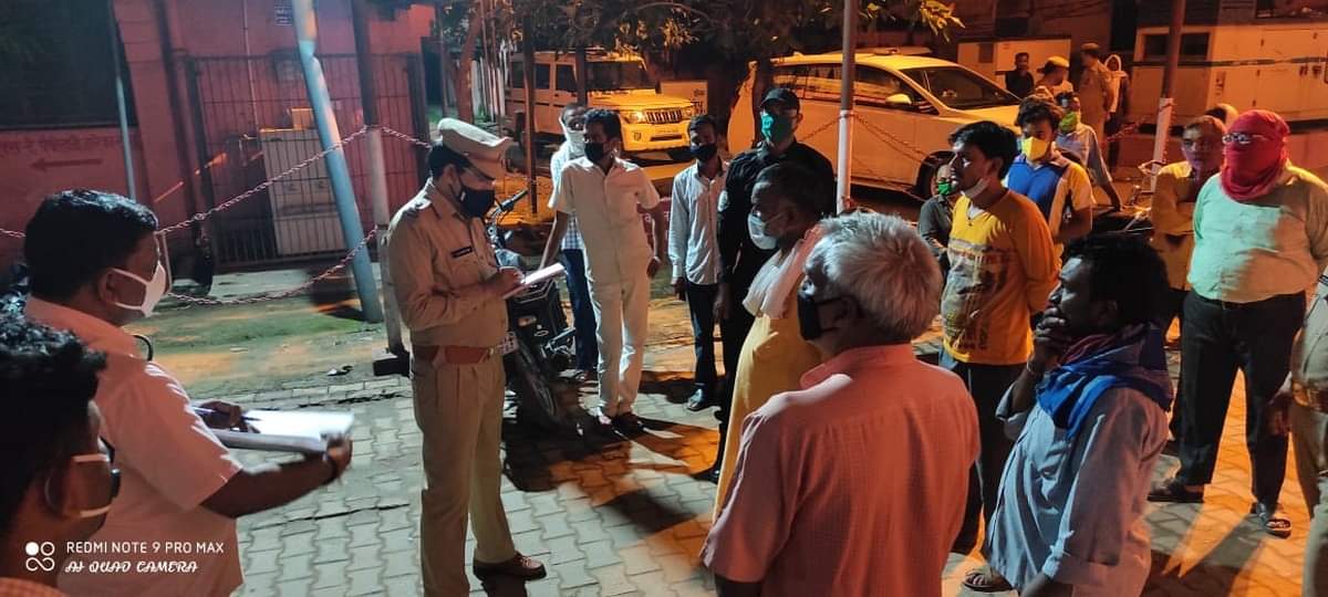 Criminals attack on bjp district minister family stabbed woman died three injured in mirzapur up