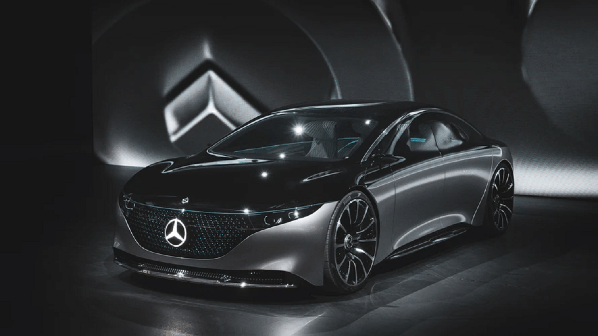 here are four things that should know before buying electric car