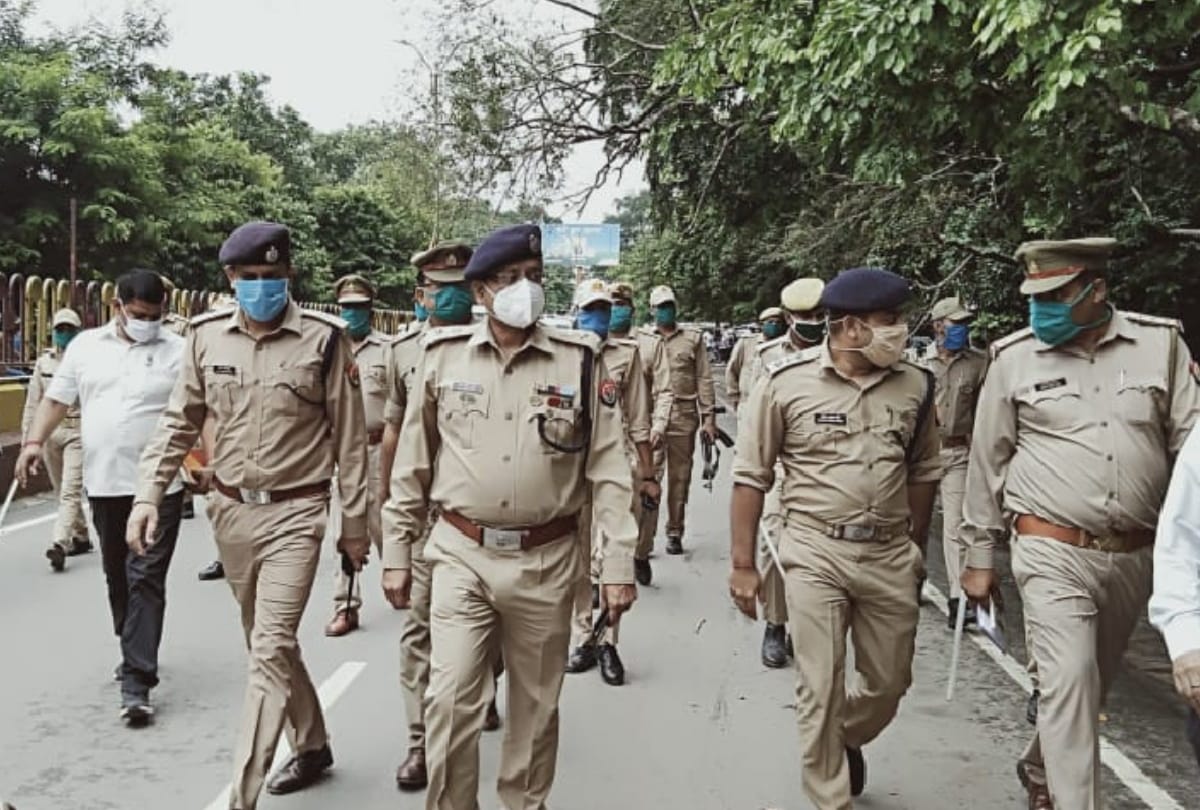 CM Yogi Adityanath residence and Gorakhnath temple Security will be increased at gorakhpur