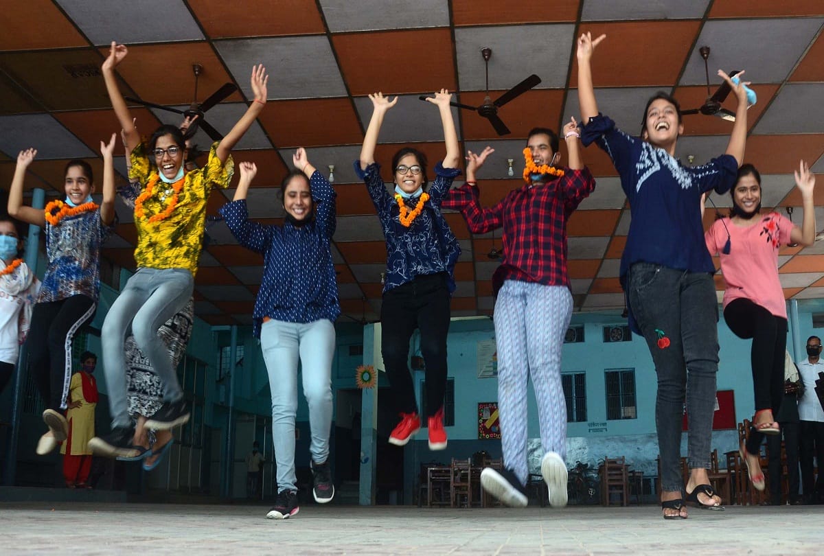 CBSE board result 2020: government school boom, lowest result