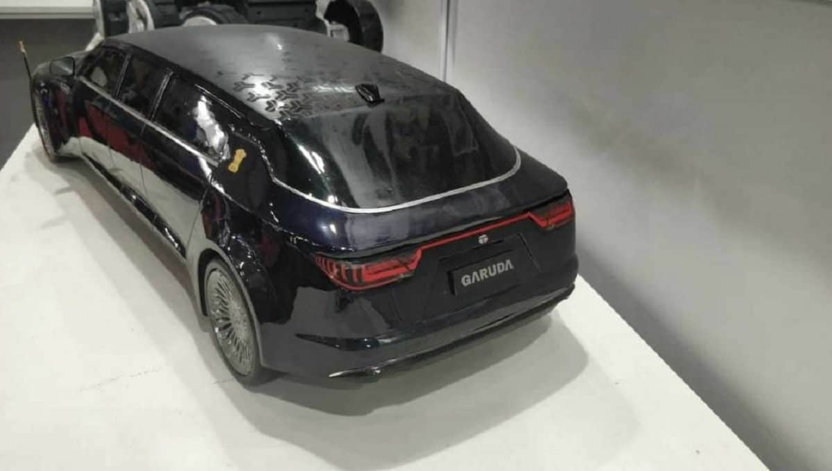 NID students make Tata Garuda concept scale model of presidential limousine for PM Narendra Modi Car Fleet