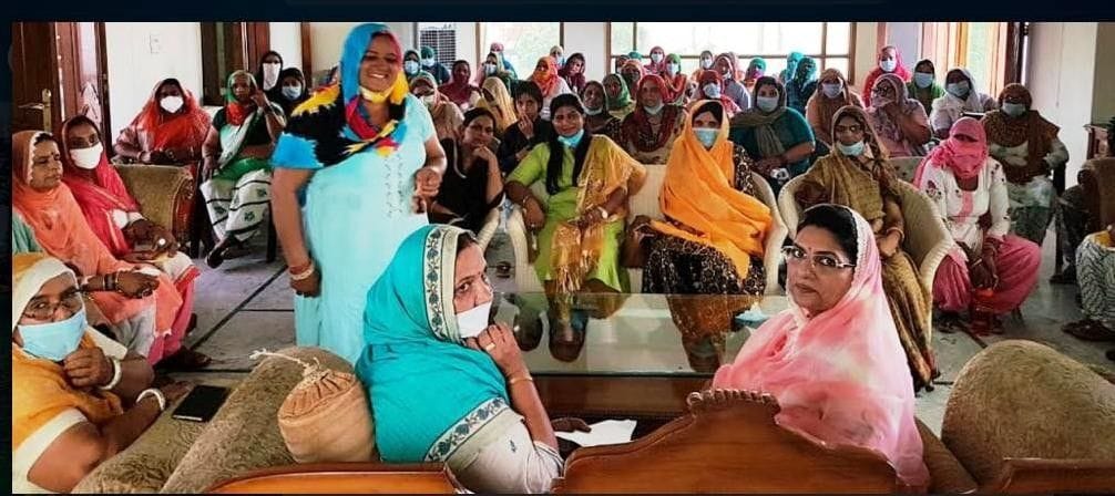 naina chawtala, MLA, meeting