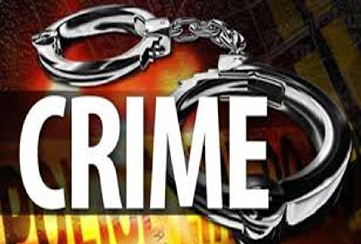 Two lakh rupees robbed from customer service center operator