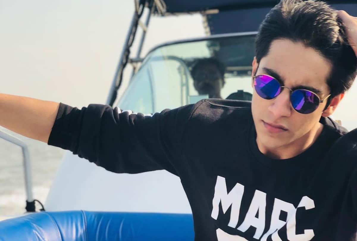 suhana khan to ahan shetty these star kids might be debut in bollywood with upcoming moves