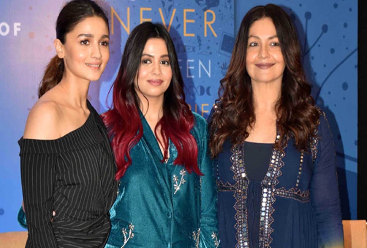 Bollywood Stars Who Share Step Brother Sister Relation Arjun Kapoor Janhvi Khushi Taimur Sara Ibrahim Ali Pooja