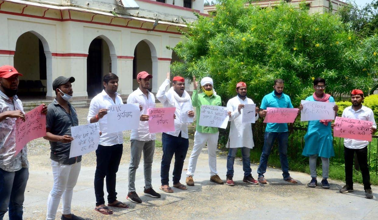 AU students protested against online classes and exam