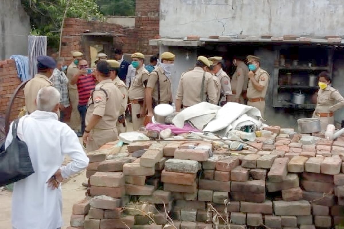 Double murder in Bijnor: husband wife murdered by a man after they did not take back the case