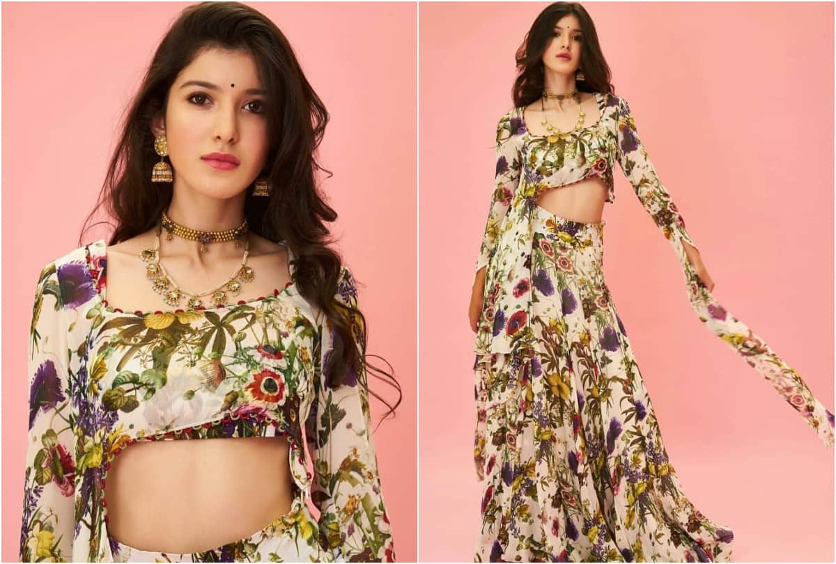 ananya panday bestie shanaya kapoor latest photoshoot goes viral on internet