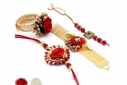 auspicious to tie brother' rakhi on August 30 and not 31