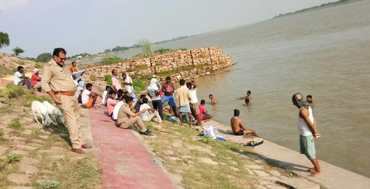 Youth drowns to take bath in Ganges with friends in Ghazipur