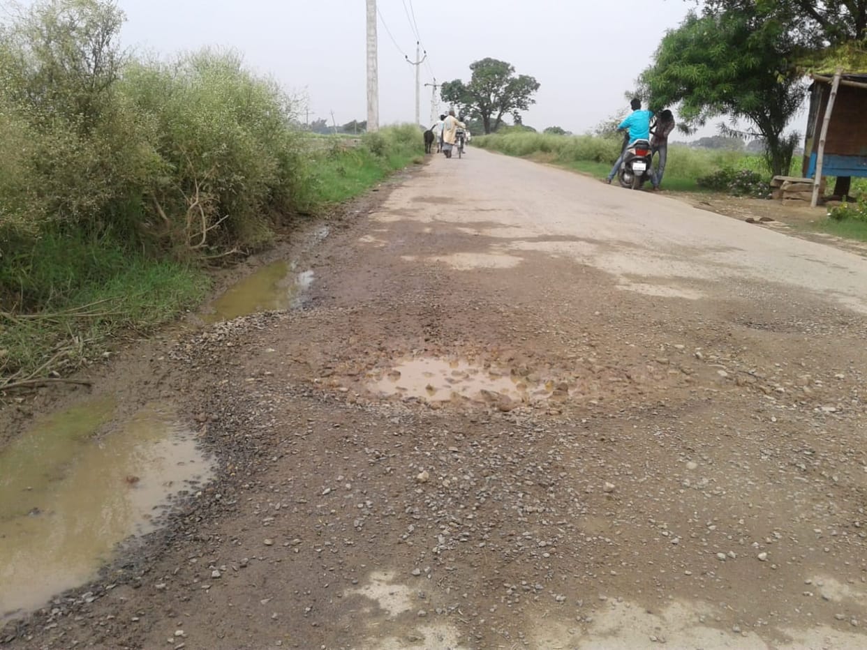 Road condition in mirzapur did not run for a year