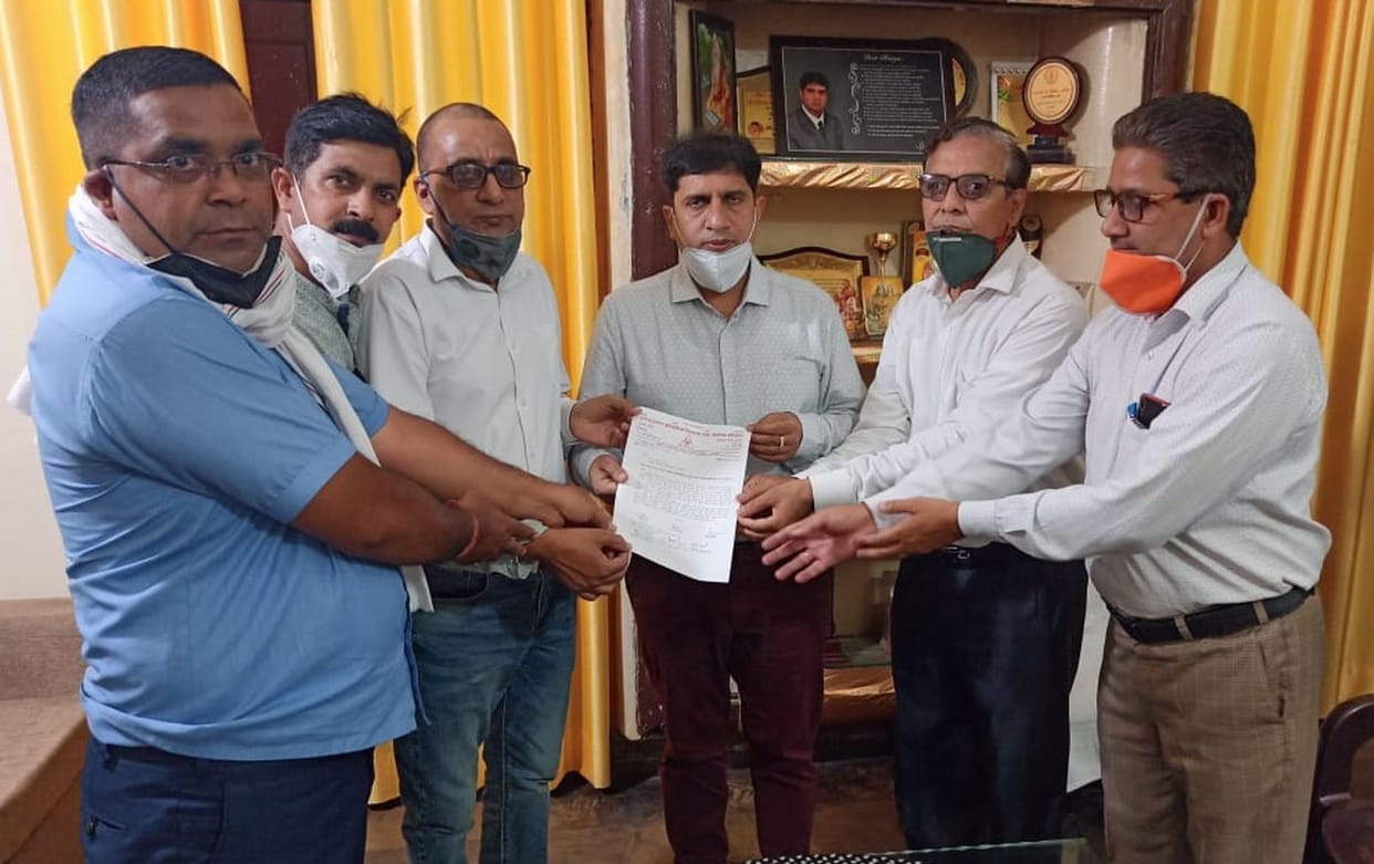 MLA sent letter to the Prime Minister and CM to restore old pension