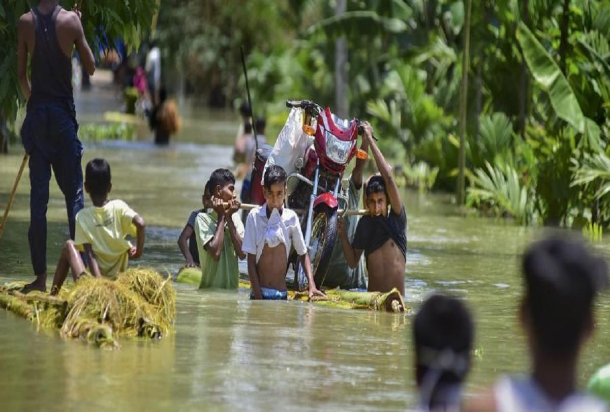 Floods in Assam, affecting many people, many deaths