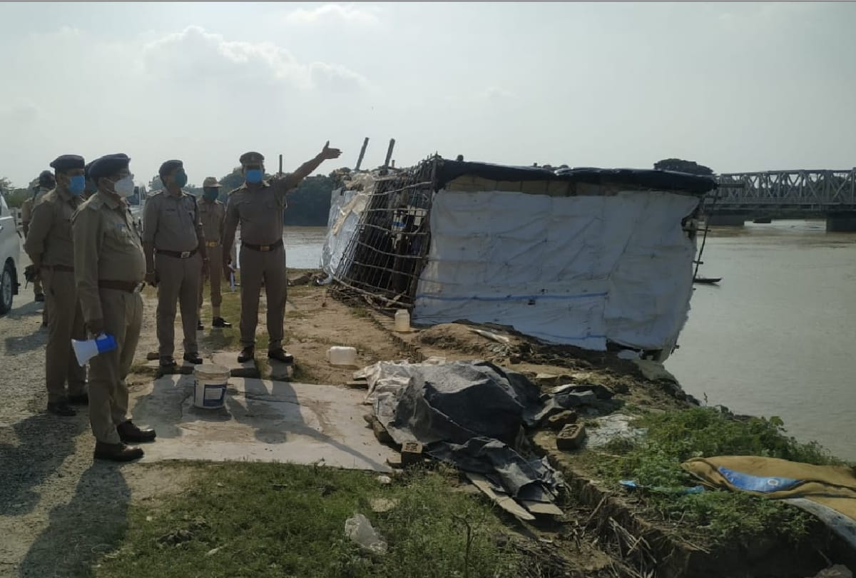 Gorakhpur flood news update rapti river increased Water level enter flood water in behrampur village