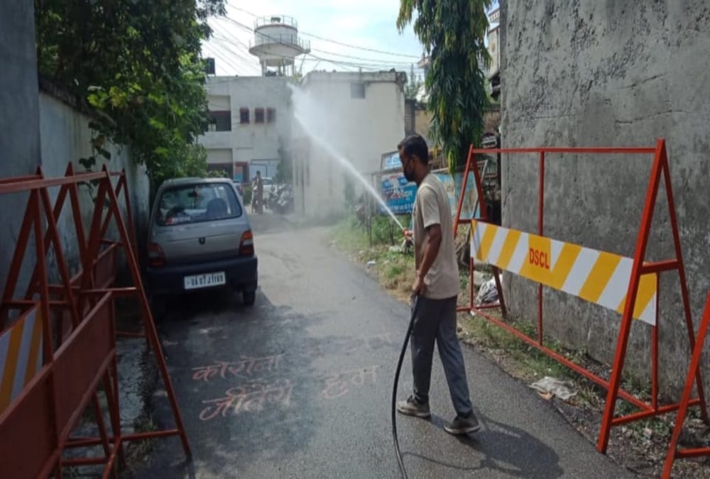 Coronavirus in uttarakhand: Dehradun paltan Market Lockdown and Sanitization Photos